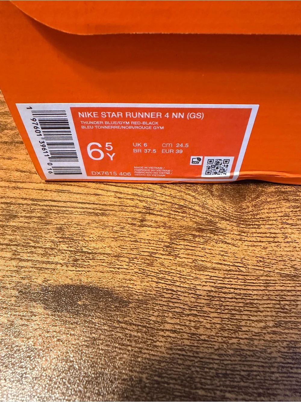 Nike Kids Navy Sneakers with Red Swoosh